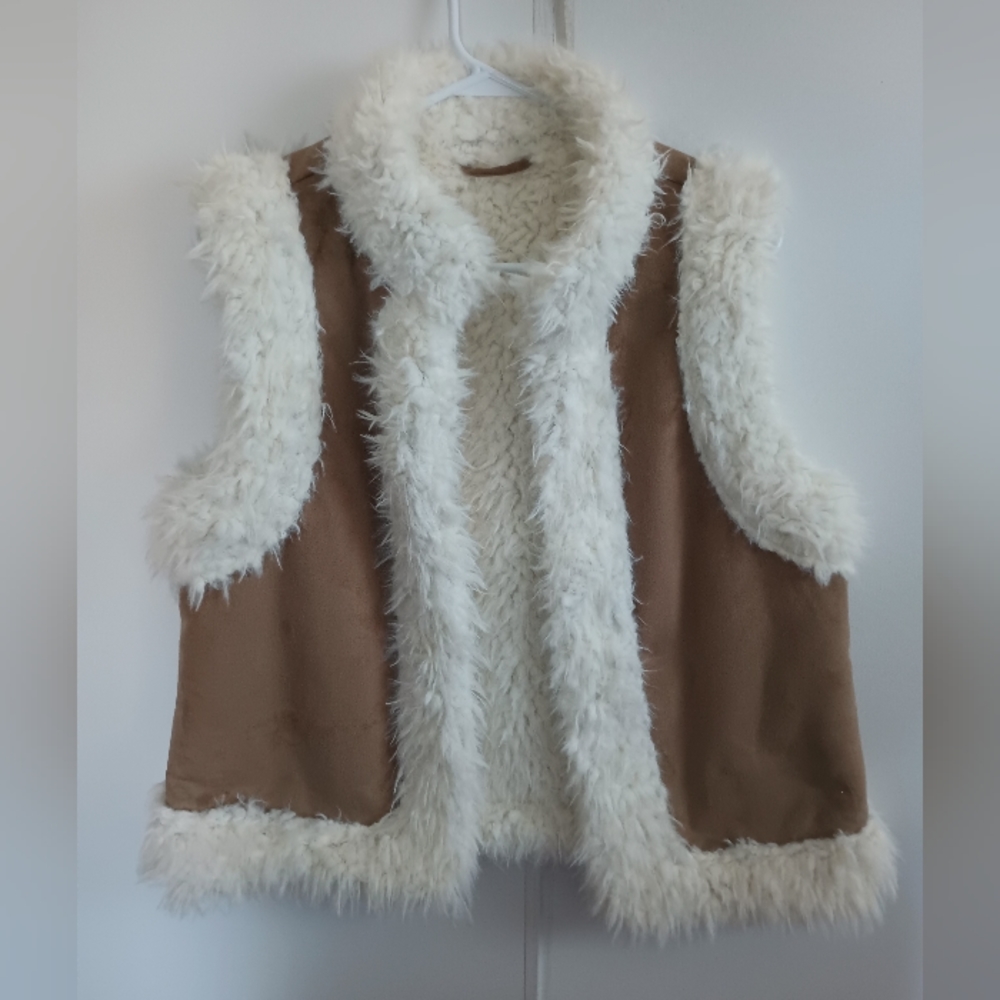 Women's Medium REVERSIBLE Faux Suede and Fur Sherpa Shearling Vest